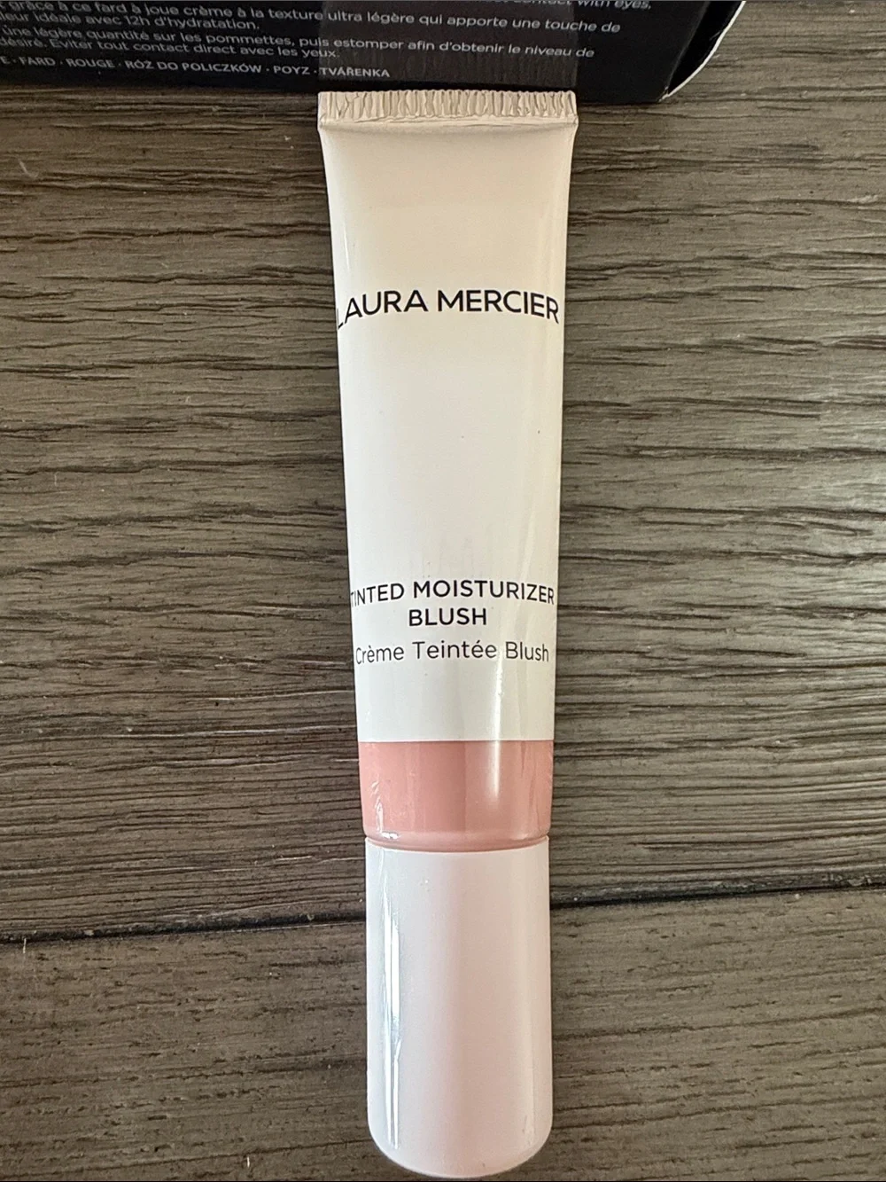 laura mercier laura mercier
